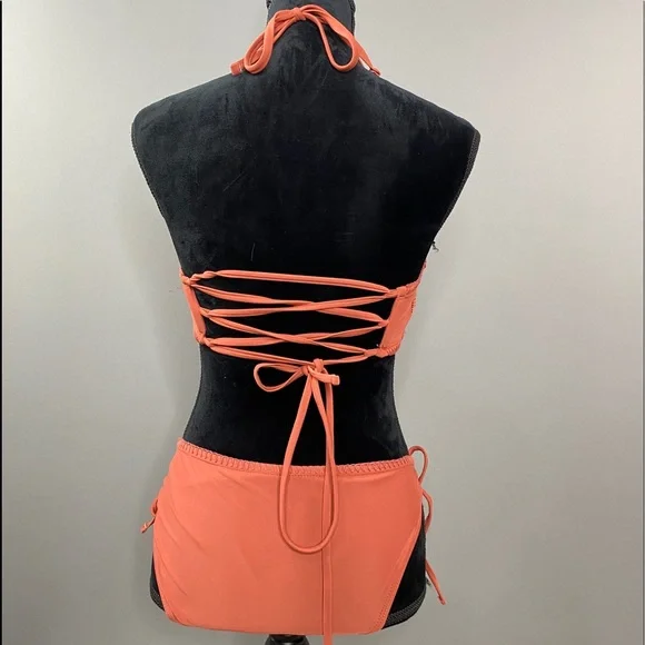 JCPenney Rust Crocheted Halter Bikini Size L - Picture 3 of 3